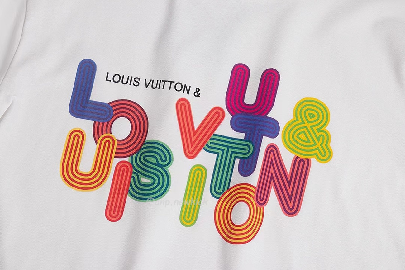 Louis Vuitton Colorful Letter Printed Short Sleeves T Shirt (6) - www.newkick.vip